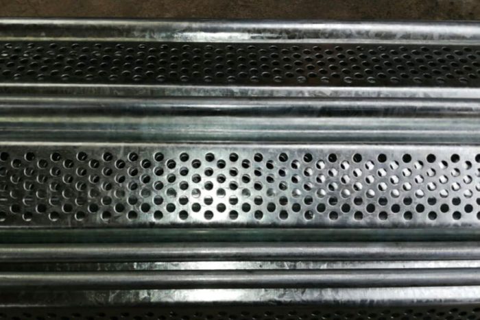 puertas-enrollables-para-centros-comerciales-fleje-microperforado-4 puertas-enrollables-para-centros-comerciales-fleje-microperforado-4